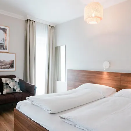 Hotel Solln - Free Parking 3*