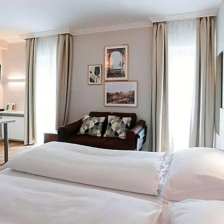 Hotel Solln - Free Parking 3*