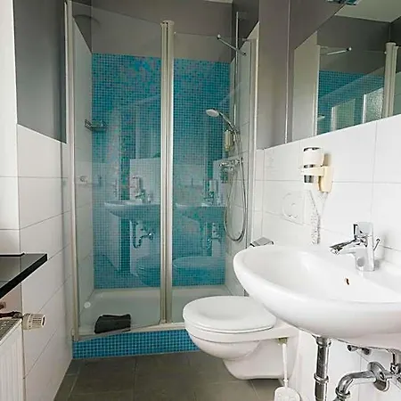 Hotel Solln - Free Parking 3*