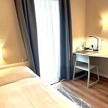 Solln - Free Parking 3* Múnich