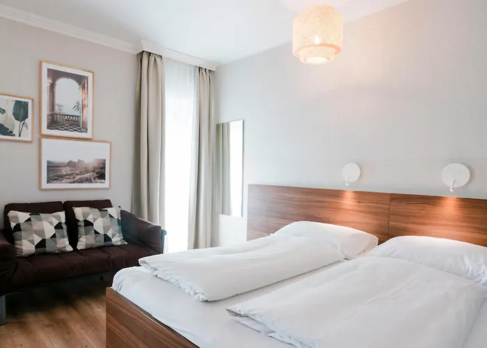 Hotel Solln - Free Parking 3*