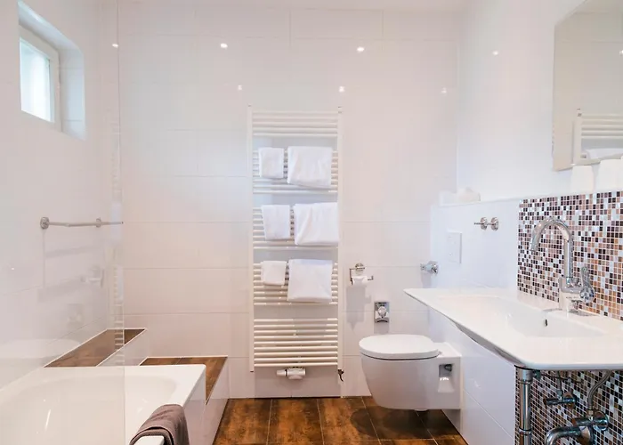 Hotel Solln - Free Parking 3*