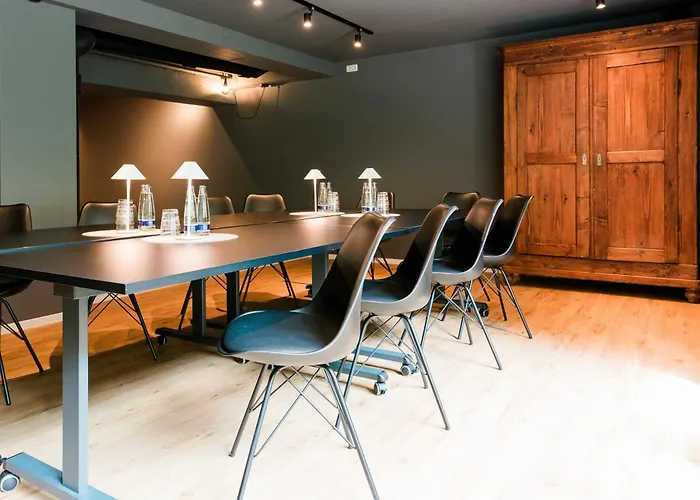 Solln - Free Parking 3* München