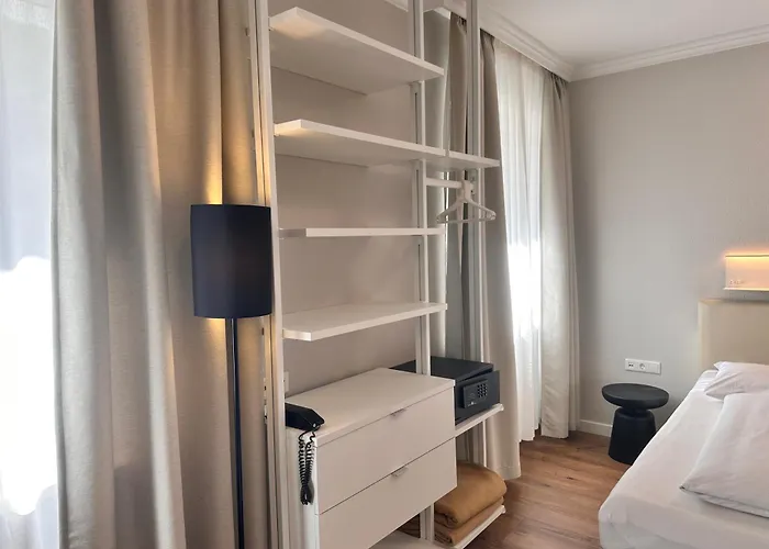 Solln - Free Parking 3*