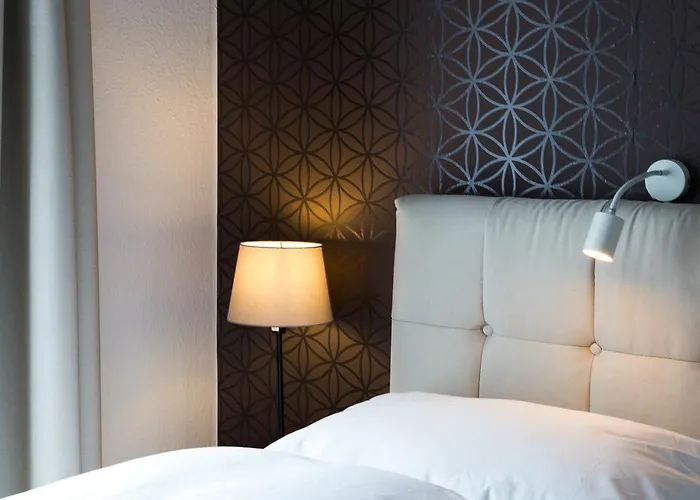 Hotel Solln - Free Parking 3*