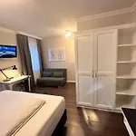 Solln - Free Parking 3*